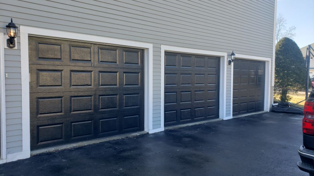 Garage doors materials